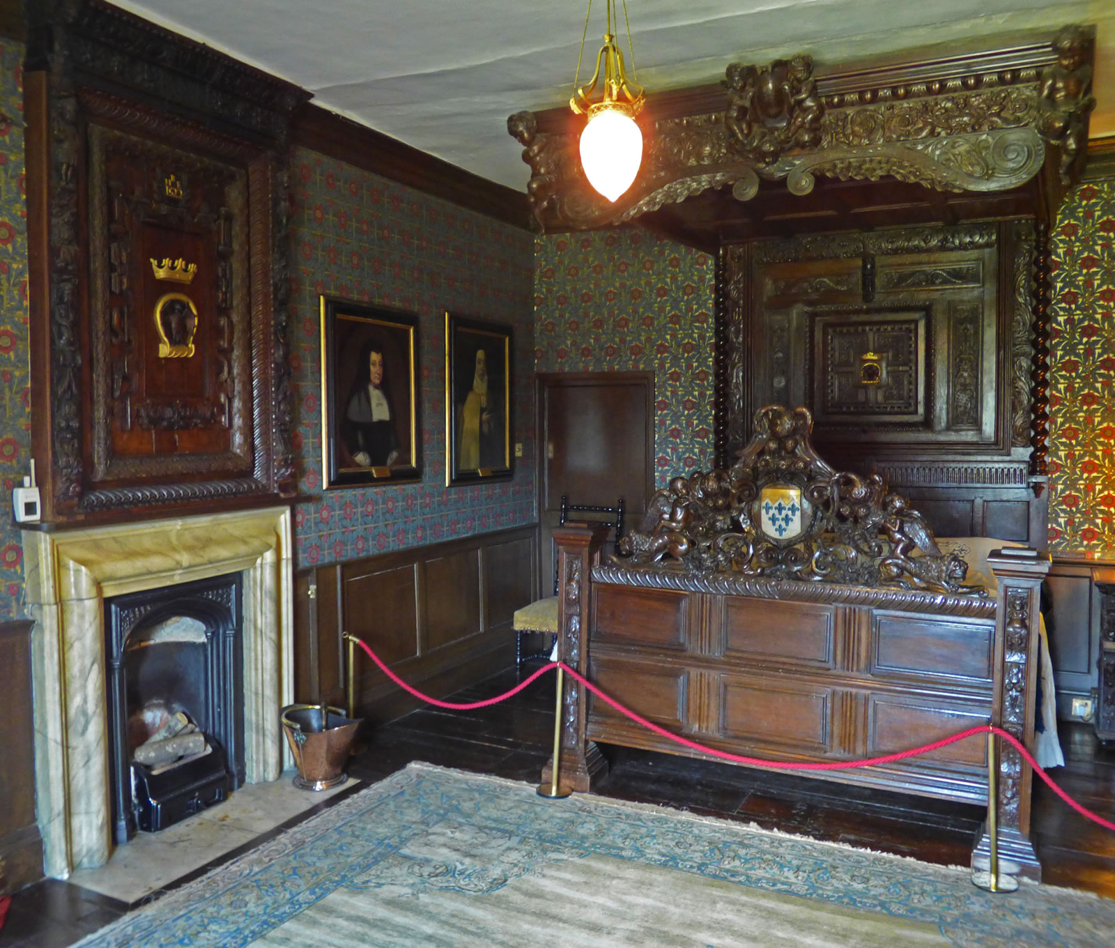 Tudor bedroom Oxburgh