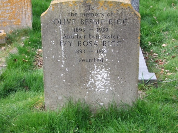 Grave of Olive and Ivy